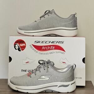 Skechers Women's Go Walk Arch Fit Size 5.5 Moon Shadows NWT